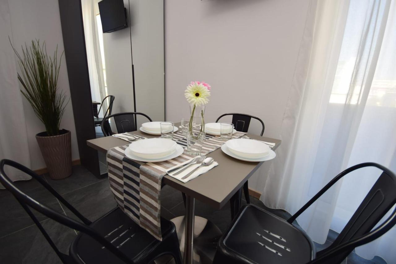 Hotel Crisvan Rimini Dış mekan fotoğraf