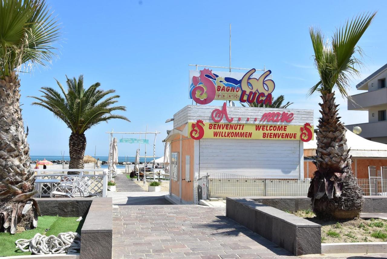 Hotel Crisvan Rimini Dış mekan fotoğraf